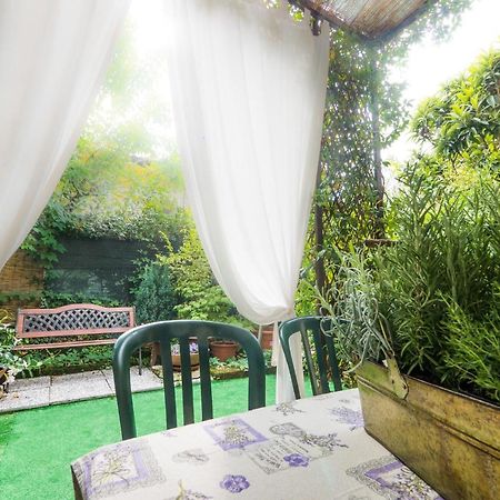 Garden Sweet House Desenzano Appartement Desenzano del Garda Buitenkant foto