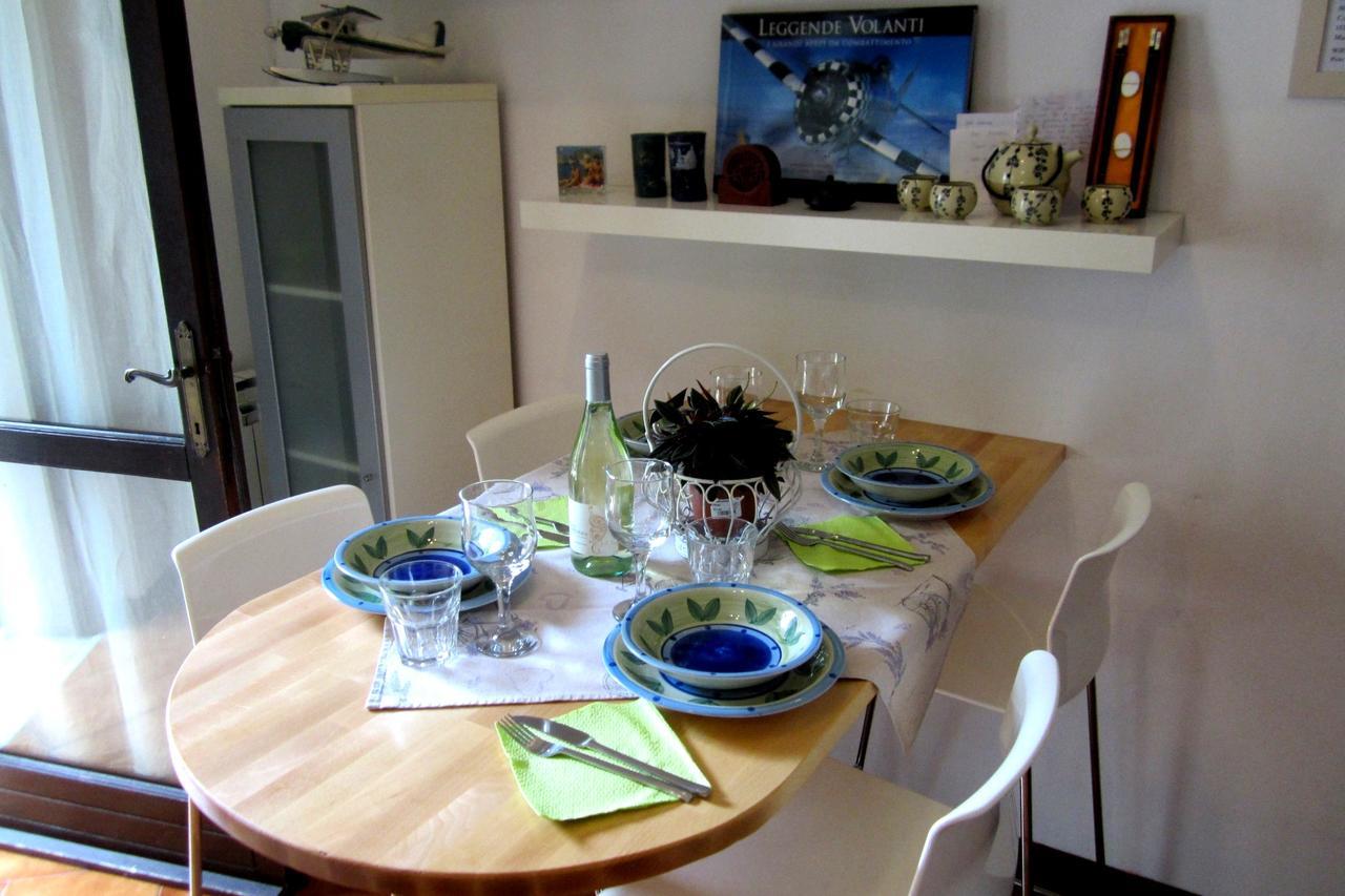 Garden Sweet House Desenzano Appartement Desenzano del Garda Buitenkant foto