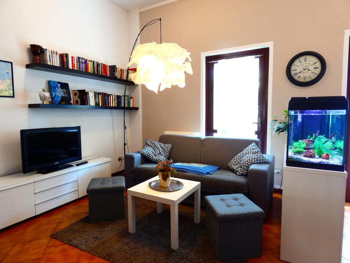 Garden Sweet House Desenzano Appartement Desenzano del Garda Buitenkant foto